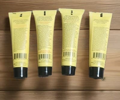 The Naked Bee Moisturizing Hand & Body Lotion Grapefruit Blossom Set .5oz ea. - Thumbnail 3