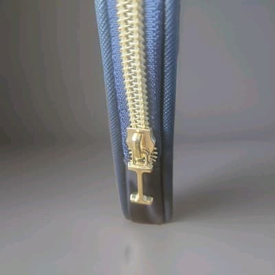 Isaac Mizrahi Navy Blue 6pc Travel Bottle Kit. Same Day Shipping. - Thumbnail 4