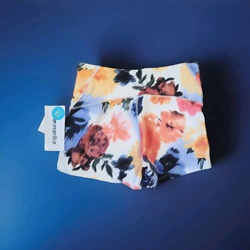 NWT Marika Women's Large Jane High Rise Hottie Shorts Ocean Wave Blurred Floral. - Image 1