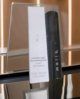 Mally Invisible Light Illuminating Stick ~ 0.30oz/8.5g"BNIB" Same Day Shipping. - Image 1