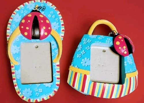 Flip Flpo+Purse Picture Frames Set of 2: Multi-Color Mini Decor. - Thumbnail 3