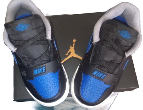 CD9056/041 Size 9.0 Jordan Legacy 312 Low Royal. New *Authentic*Fast Shipping. - Image 1