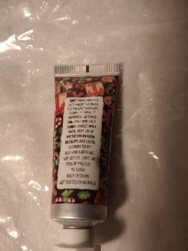 Body & Earth Vanilla Noel Hand Lotion Instant Softness Nails Skin 1 oz/30mL New. - Thumbnail 2