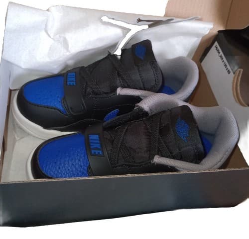 CD9056/041 Size 9.0 Jordan Legacy 312 Low Royal. New *Authentic*Fast Shipping. - Thumbnail 6