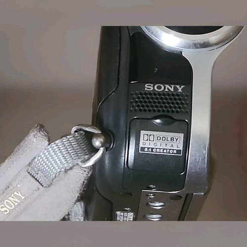 SONY DCR-DVD 203 7.2V DVD-RW Disc Digital Video Handycam Camcorder. 12x Zoom. - Thumbnail 7