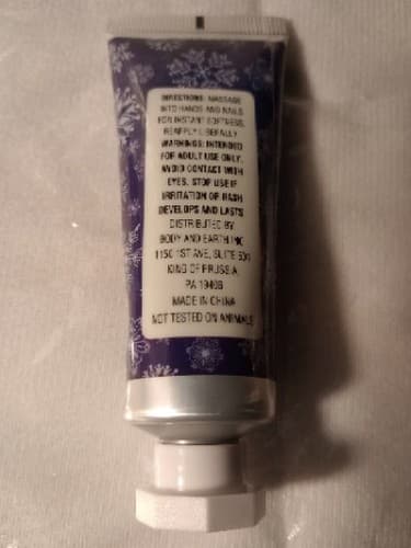 Body & Earth Snowflake Bliss Hand Lotion Instant Softness Nails Skin 1 oz. - Thumbnail 2