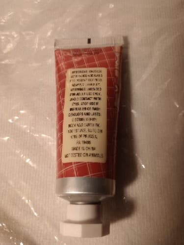 Body & Earth Sugar Cookies Hand Lotion Instant Softness Nails Skin 1 oz/30mL New - Thumbnail 2