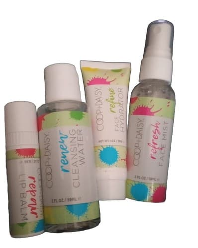 Coop+Daisy Gym Kit Lip Balm Cleansing Water+Face Hydrator Face Mist 4pc. - Image 1