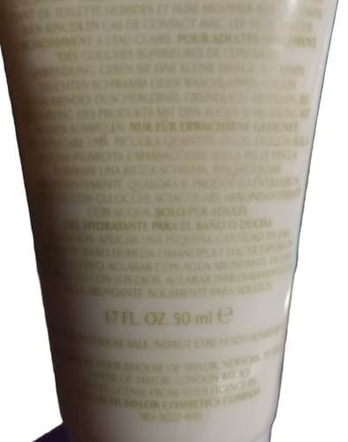 White Diamonds by Elizabeth Taylor for Women Perfumed Bodywash 1.7 oz.New no box - Thumbnail 3