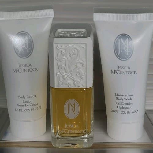 Jessica McClintock Luxury And Romance 3pc. Gift Set Perfume Lotion Body Wash - Thumbnail 3