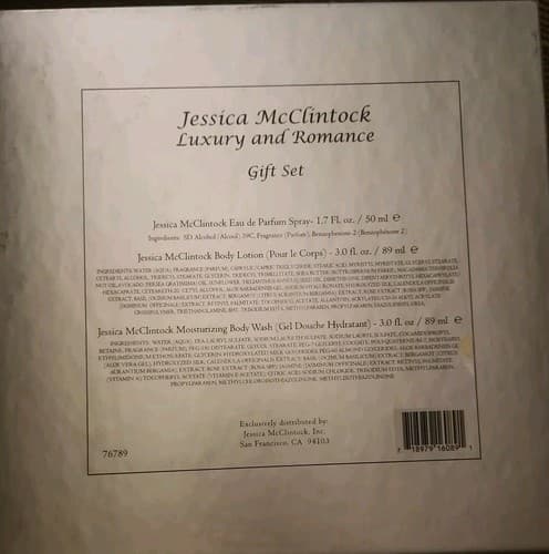 Jessica McClintock Luxury And Romance 3pc. Gift Set Perfume Lotion Body Wash - Thumbnail 8
