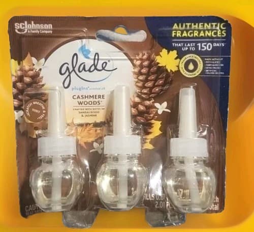 Glade Plugins Refills, Cashmere Woods, 2.01oz 3ct Scented Essential Oils - Image 1