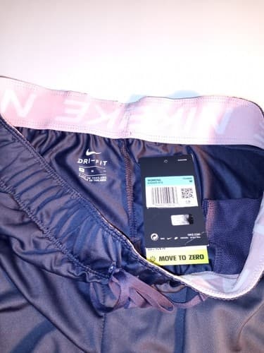 Nike Women’s Dri-Fit Black Training Shorts Size Medium. - Thumbnail 4