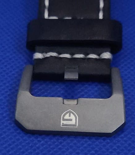 Leather Strap for Apple Watch Ultra 2 Band Fashion Bracelet Iwatch Series 9 SE 3 - Thumbnail 3