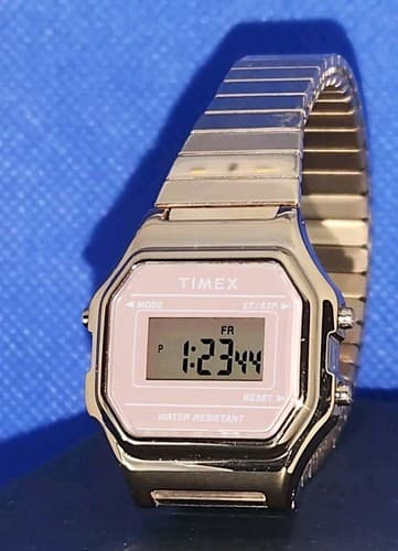LADIES' TIMEX WATCH MODEL 48100 - TK-4. Works. Fast Shipping. - Image 1