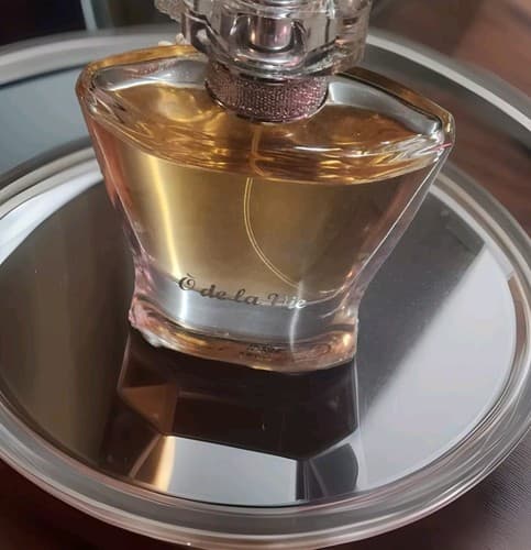 Chic n Glam O De La Vie 2.67oz 80ml EDP Spray Women Preowned Perfume Original. - Thumbnail 2