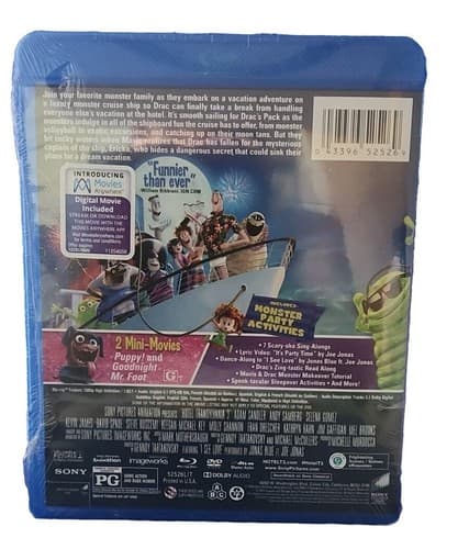 New Hotel Transylvania 3 (Blu-ray / DVD + Digital Combo Pack) Brand New Sealed. - Thumbnail 2