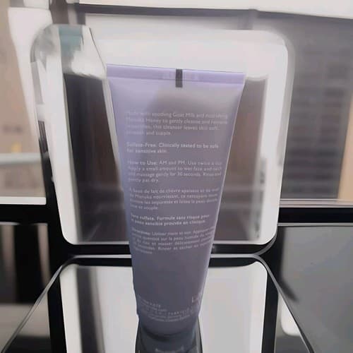 KATE SOMERVILLE Goat Milk Moisturizing Cleanser Sensitive Skin 4 Oz NIB SEALED! - Thumbnail 2