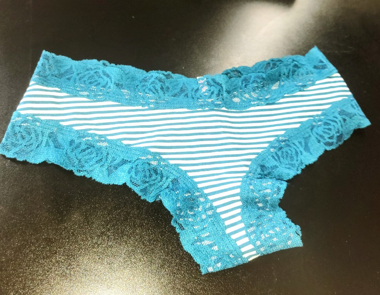 Victoria's Secret Cheekster Tanga 170/68A NWT Green/White Striped. - Image 1