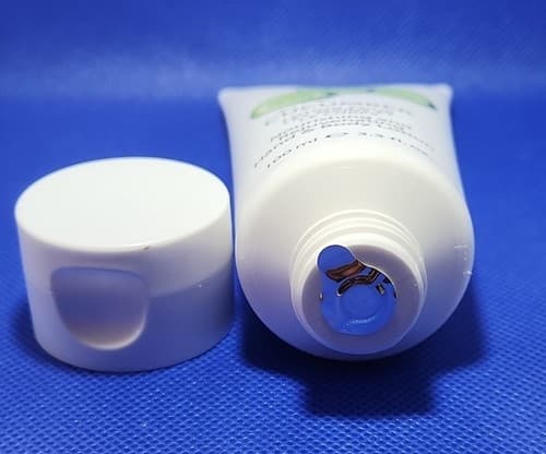 Codi Hand & Body Lotion Cucumber Nourishing and Rejuvenating 3.3 oz / 100 mL - Thumbnail 3