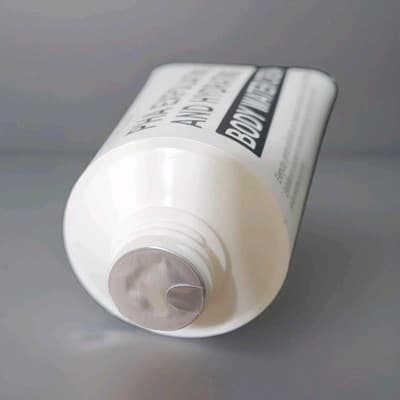 The INKEY List PHA Exfoliating and Hydrating Body Water Cream, Free Ship (5 oz) - Thumbnail 4