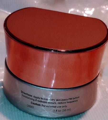 Luxology Retinol Concentrate 24KT Rose Gold Caviar Moisturizing Night Cream 1 oz - Thumbnail 3