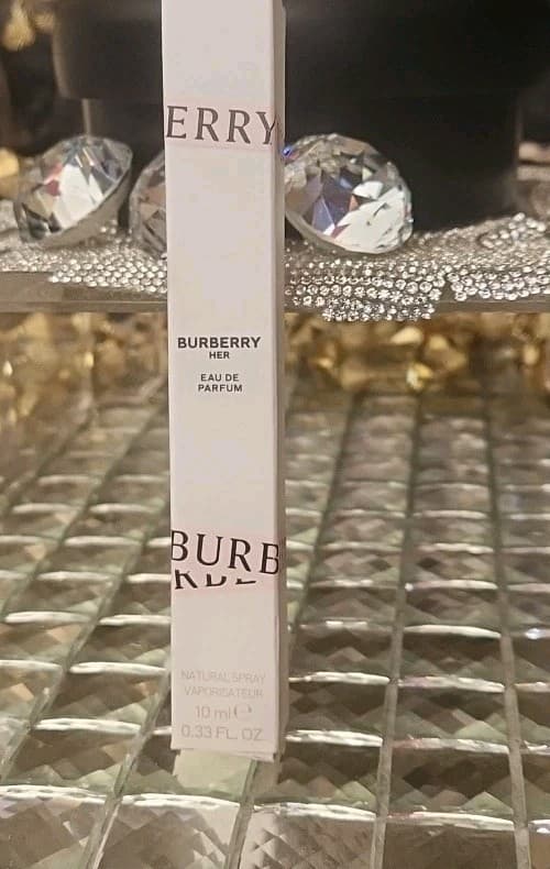 BURBERRY HER EAU DE PARFUM 10ml./0.33 Fl. oz. THIS FRAGRANCE IS A+++ - Thumbnail 2