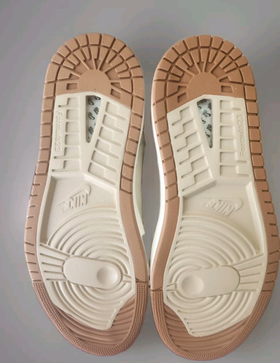 Nike Air Jordan 1 Zoom CMFT 2 Sail Legend Coffee Fossil DV1307-120 sz 10 Men's - Thumbnail 4