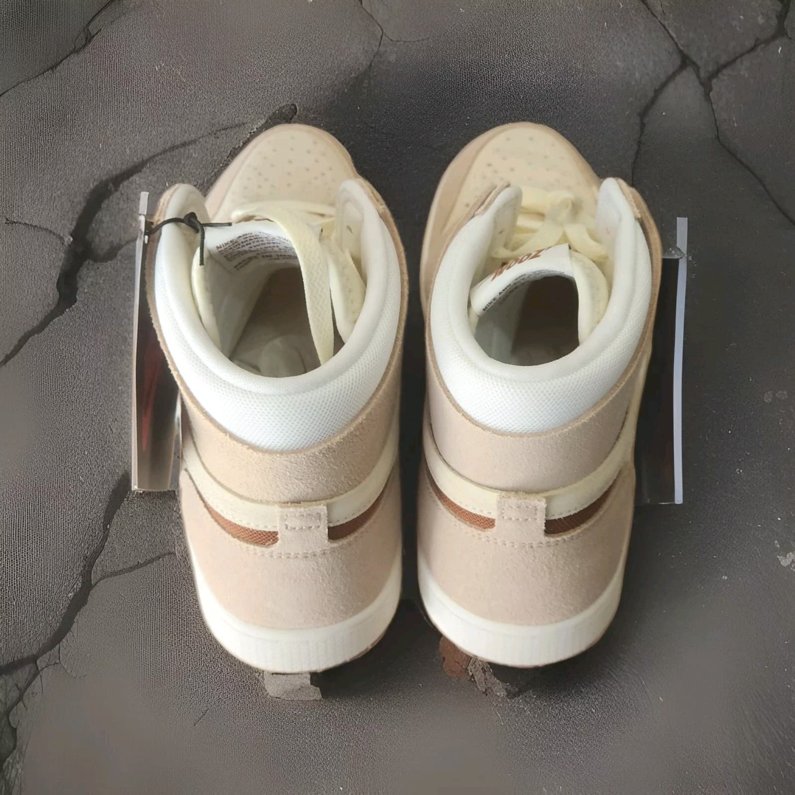 Nike Air Jordan 1 Zoom CMFT 2 Sail Legend Coffee Fossil DV1307-120 sz 10 Men's - Thumbnail 6