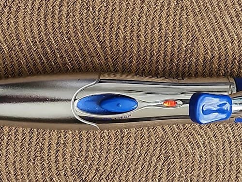 Revlon Model RV031 Hair Curling Iron With Cool Touch Tip 7.D1 - Thumbnail 4