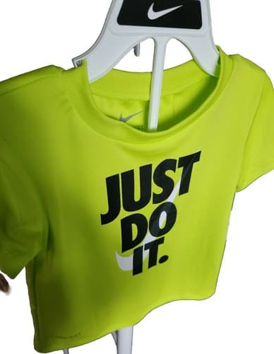Nike Boys' Vapor Dri-Fit Graphic Short Sleeve T-Shirt, Neon Green, 24 Months. - Thumbnail 4