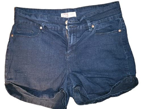 Serena Tatum High Rise Denium Shorts Girls Size Regular 11. - Image 1