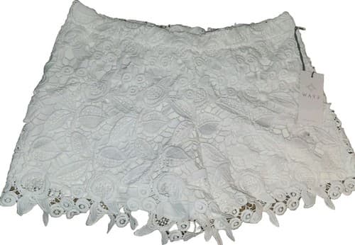 WAYF Womens Knitted Crochet Design Medium Off White Shorts.#134-851. - Image 1