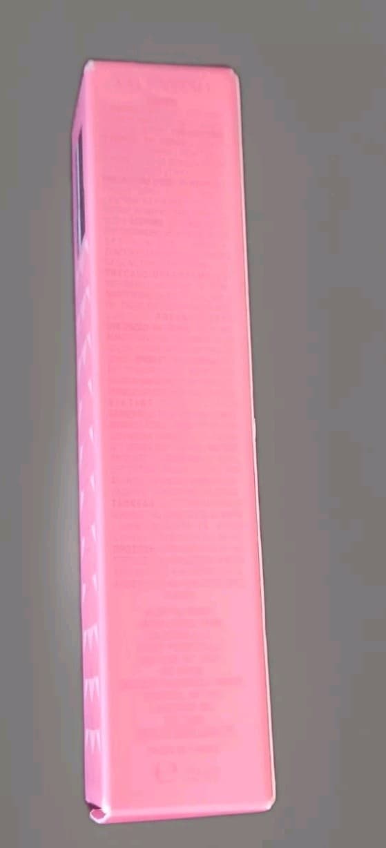 Valentino Donna Born in Roma Eau de Parfum EDP Travel Spray 0.33oz 10ml . - Thumbnail 4