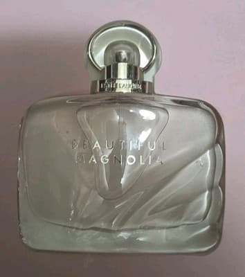 Estee Lauder Beautiful Magnolia Eau De Parfum Spray - Size 3.4 Oz. / 100mL - Thumbnail 2