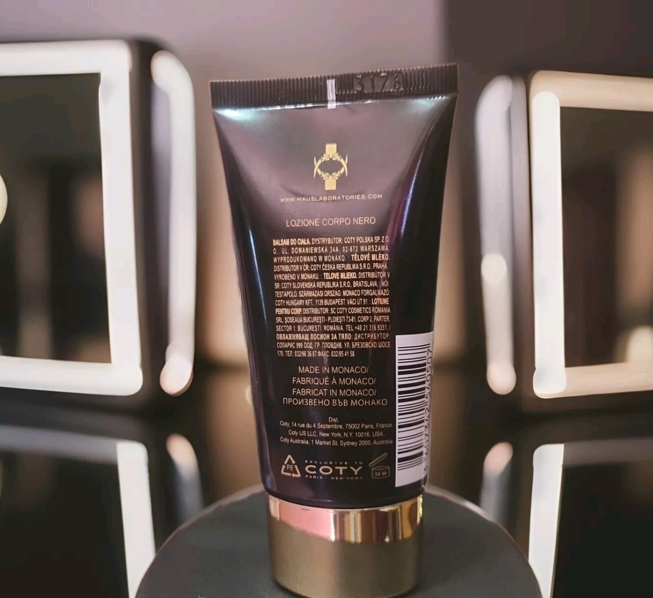 New Lady Gaga Fame Black Fluid Permued Black Body Lotion 75 ml/2.5 oz~Rare - Thumbnail 2