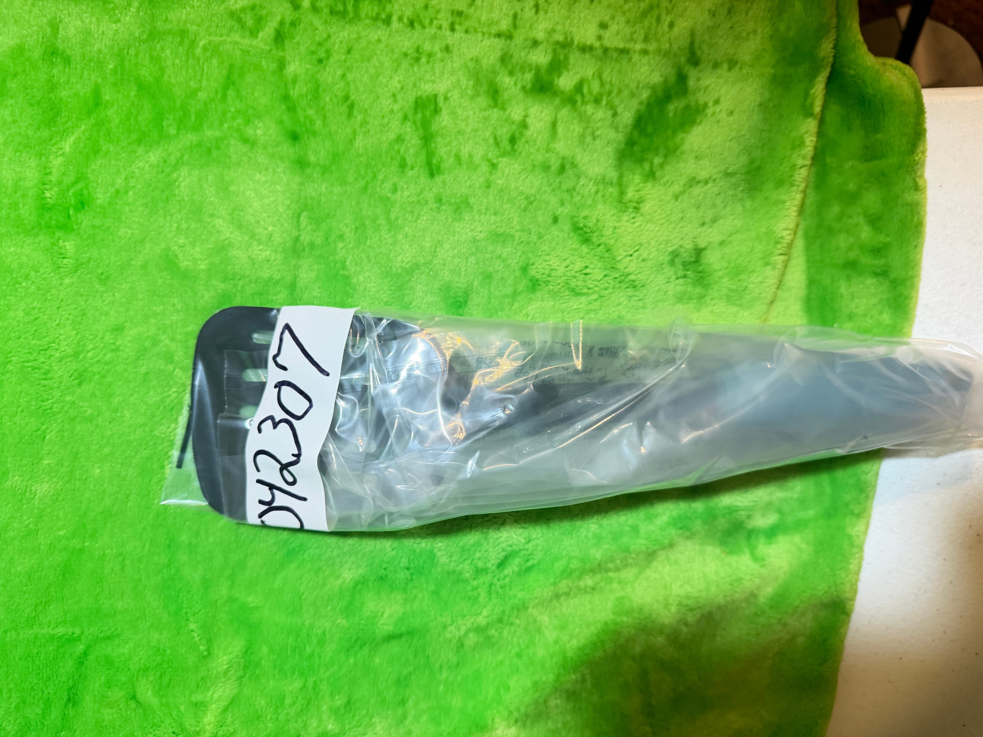 Spatula Turner with Blue Handle - Non-Stick Kitchen Tool - Thumbnail 4