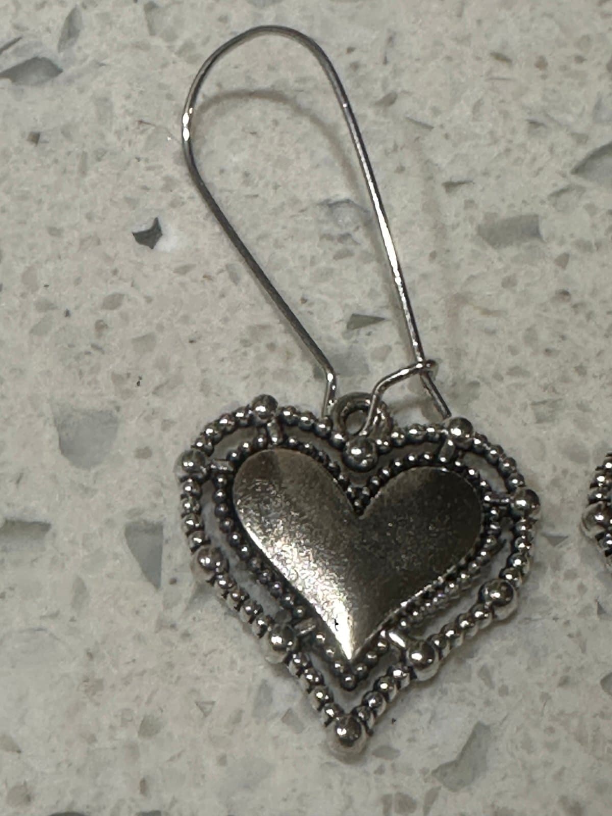 Silver Color Heart Earrings - Thumbnail 4
