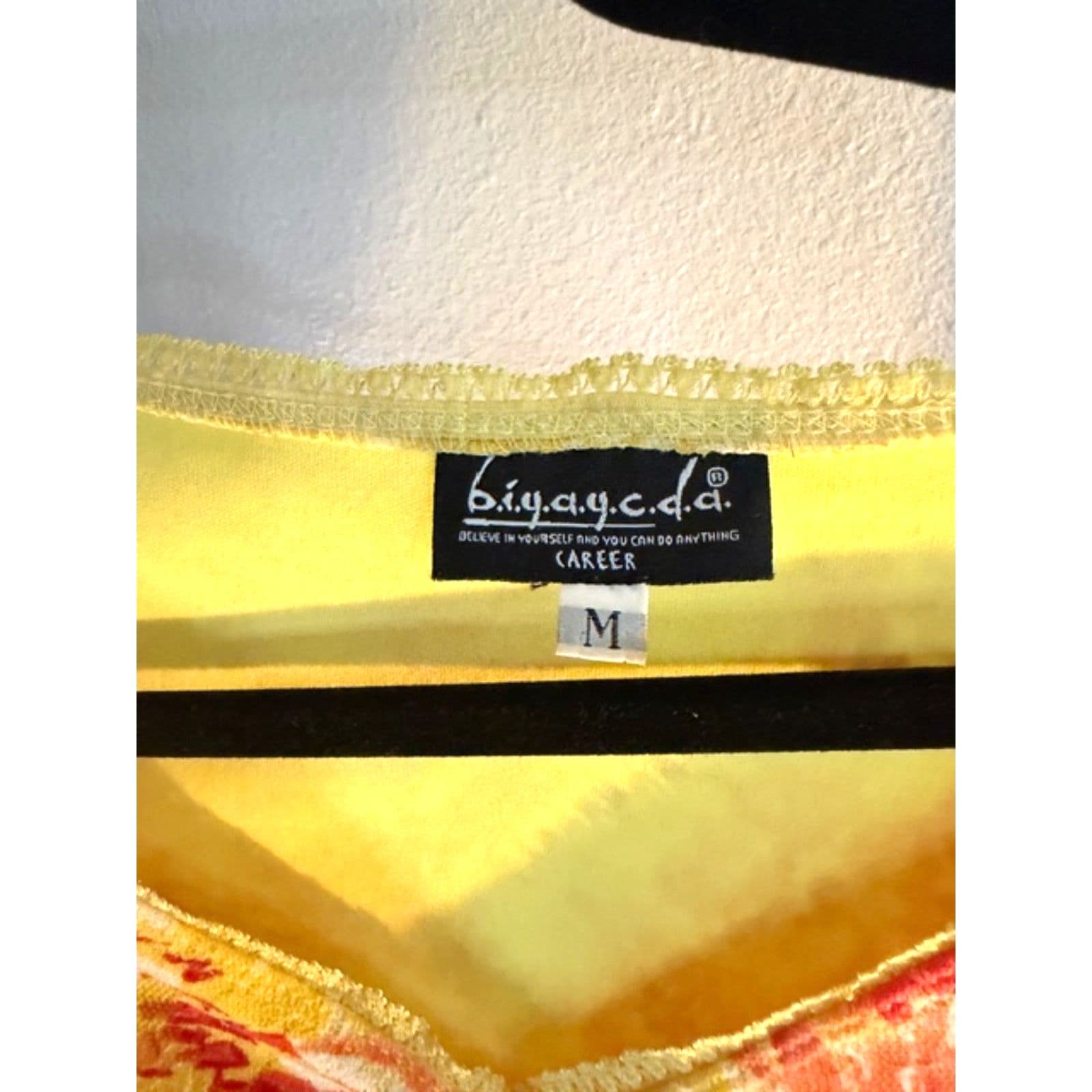 Floral Blouse – Lightweight, Feminine, Casual Chic Top, Mesh - Thumbnail 6