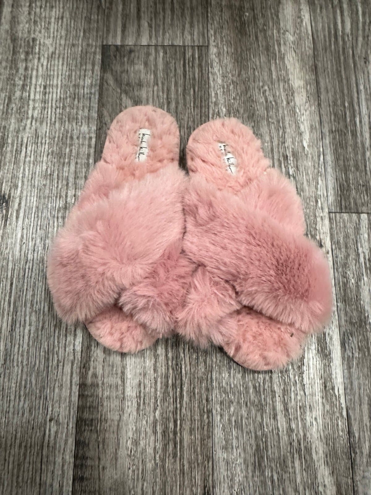 NWT Nicole Miller New York Pink Furry Bedroom Slippers - Thumbnail 2