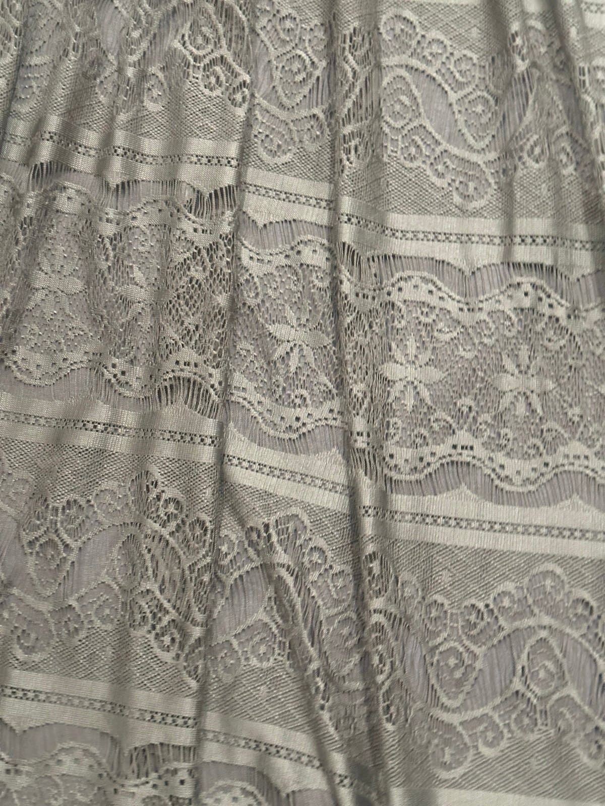 Sleeveless Lace Overlay Dress - Thumbnail 3