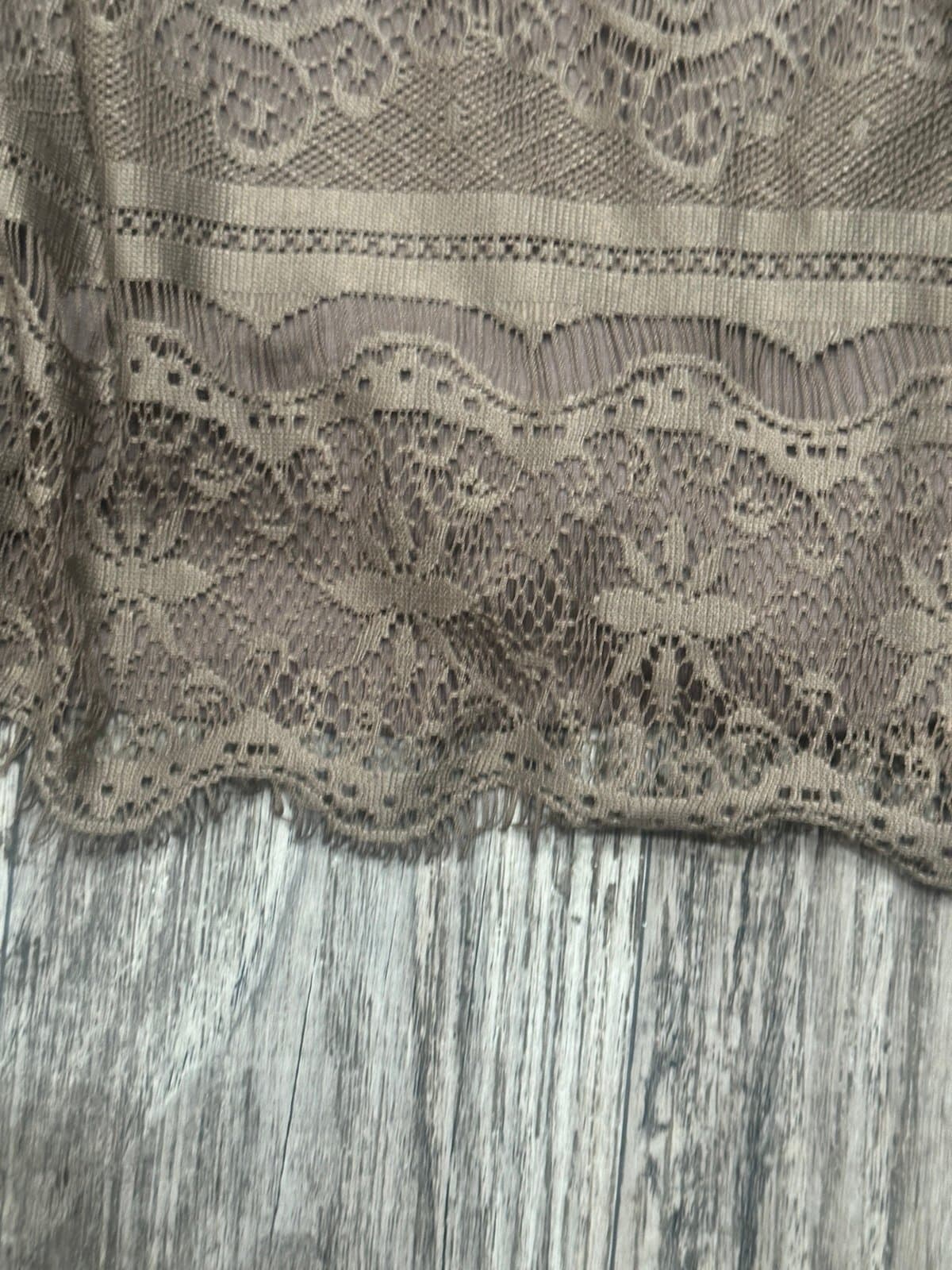 Sleeveless Lace Overlay Dress - Thumbnail 2