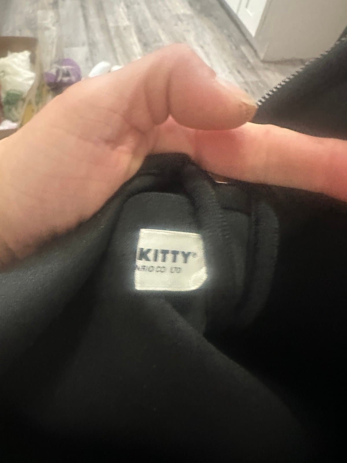 Hello Kitty Laptop Sleeve Black/Pink Original not used - Thumbnail 6