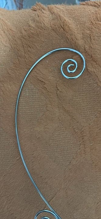 Spiral Bottom Ornament Stand, Silver New - Thumbnail 3