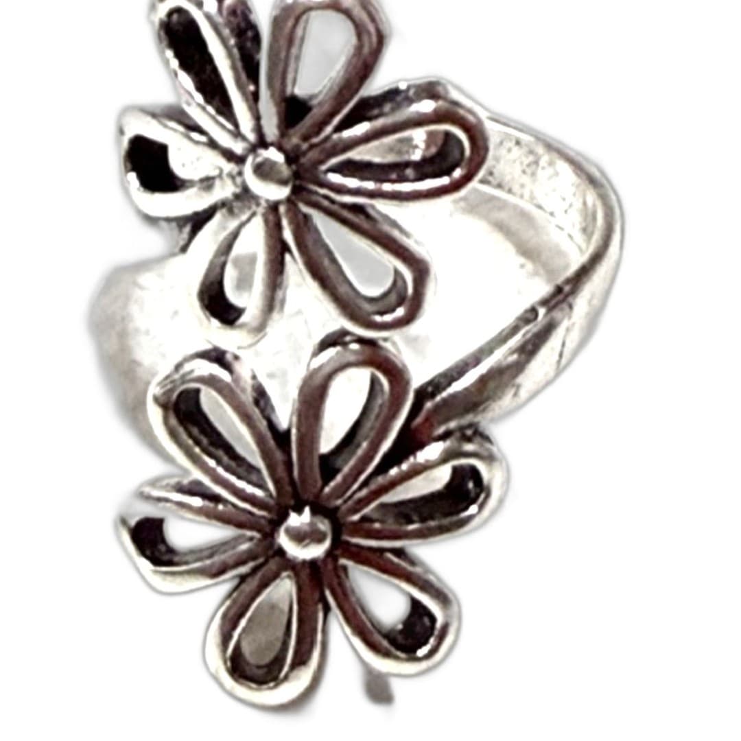 Daisy Flower Ring Silver Tone Open Band Adjustable Floral Minimalist New - Thumbnail 3