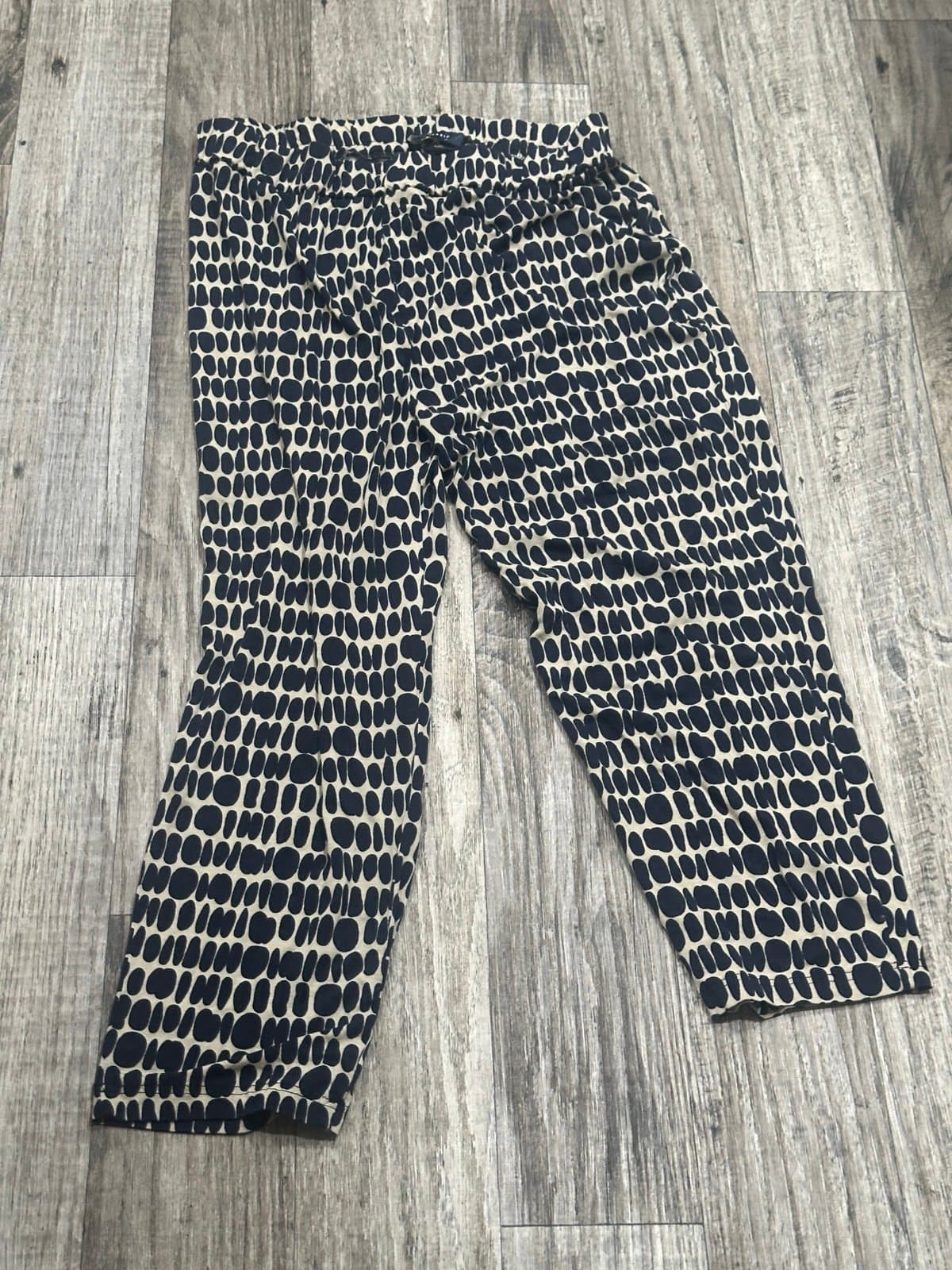 Black and Cream Elastic waistband Patterned Pants - Image 1