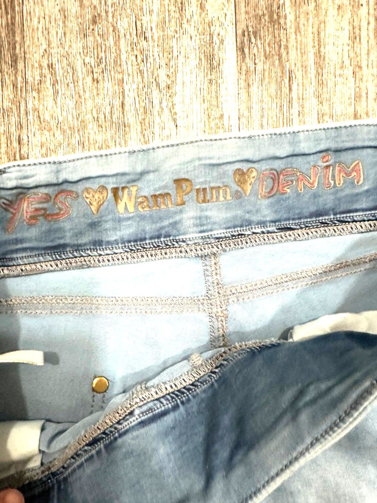 Capri jeans with embroidery, elastic waistband - Thumbnail 4