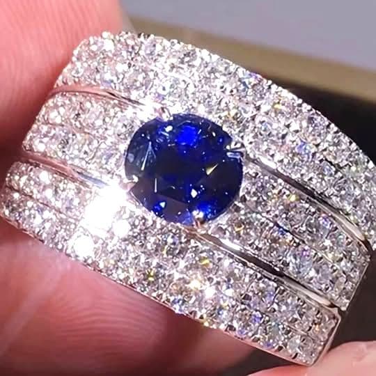 Blue Rhinestone Ring size 8 - Thumbnail 6