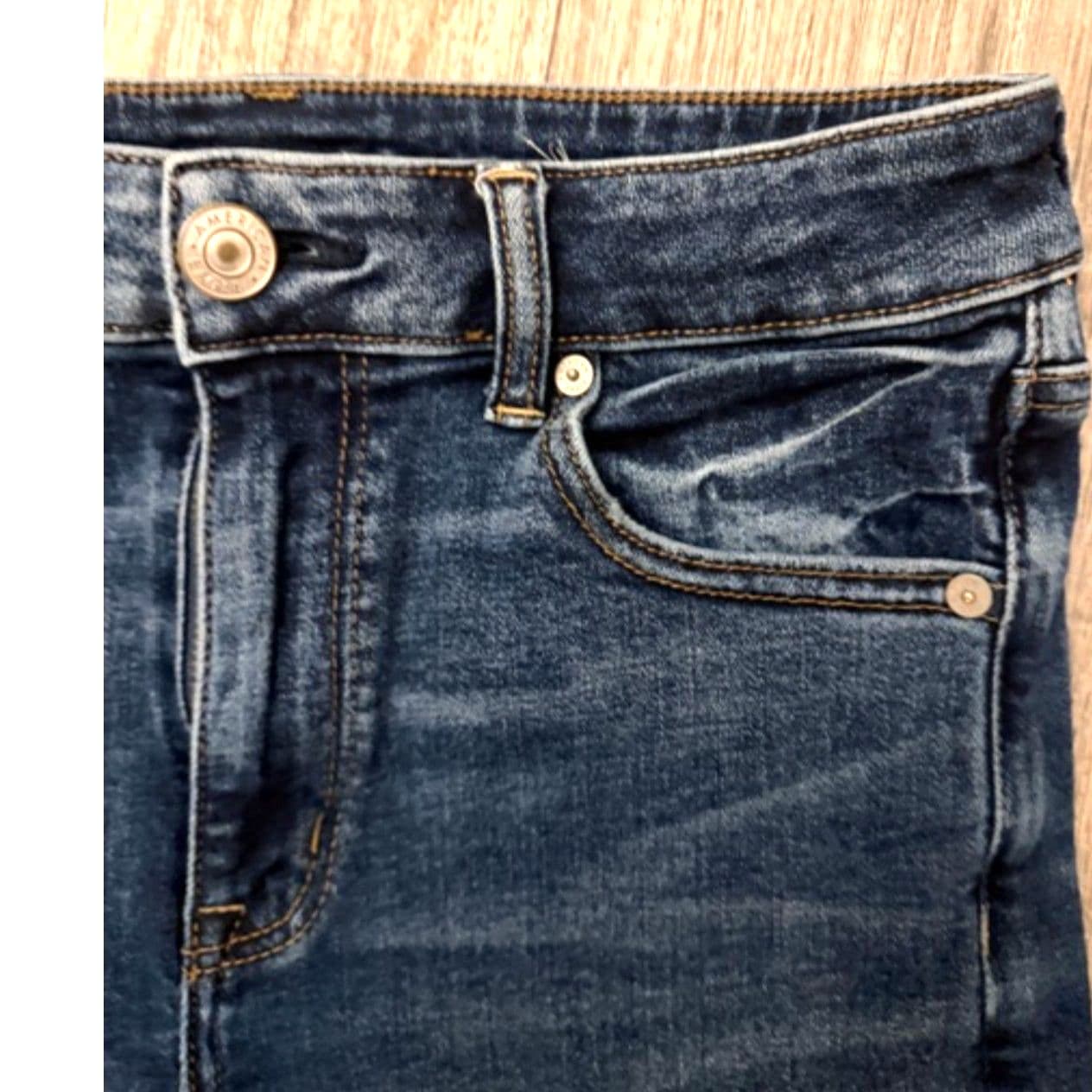 American Eagle Denim Shorts Cuffed Distressed Mid Rise Blue Jean Shorts (6) - Thumbnail 3