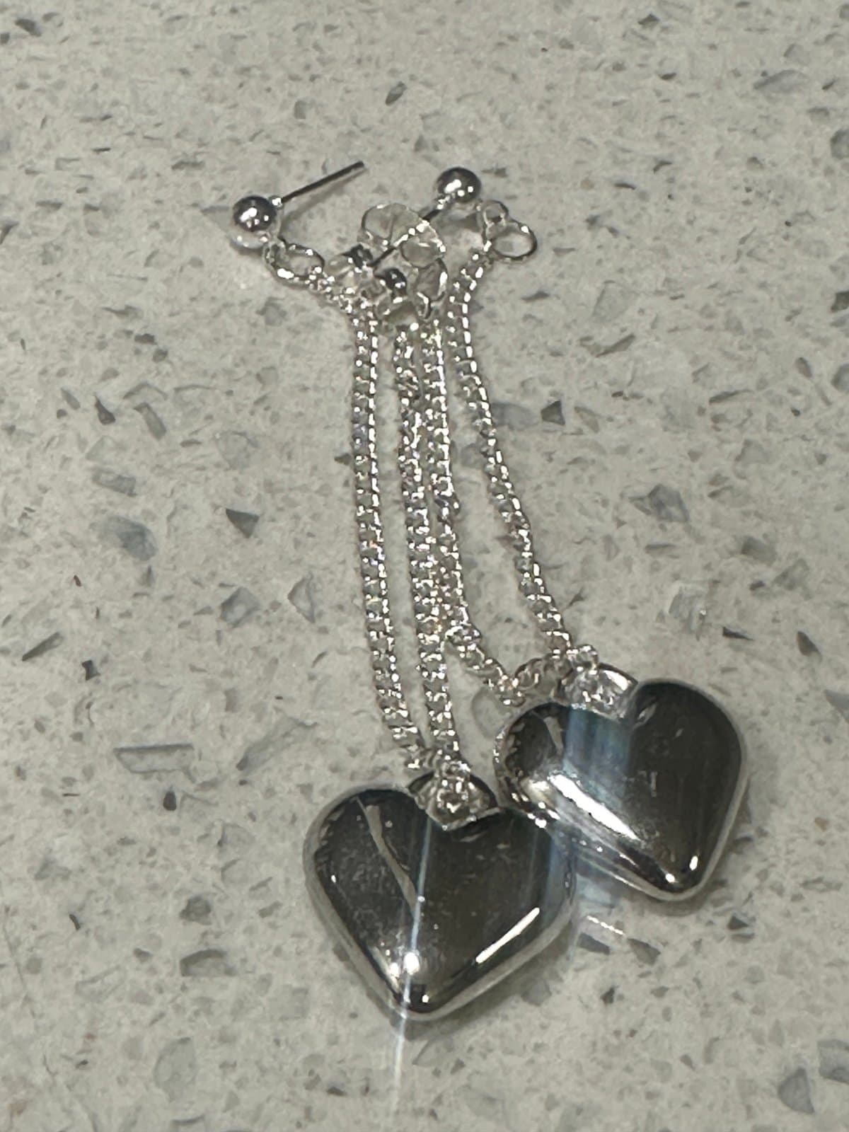 Women'S Elegant Minimalist Heart-Shaped Dangle Earrings - Thumbnail 3